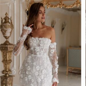 Elegant Strapless White Floral Dress